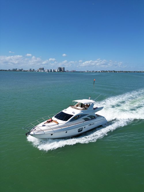 SHEDA 58' Azimut